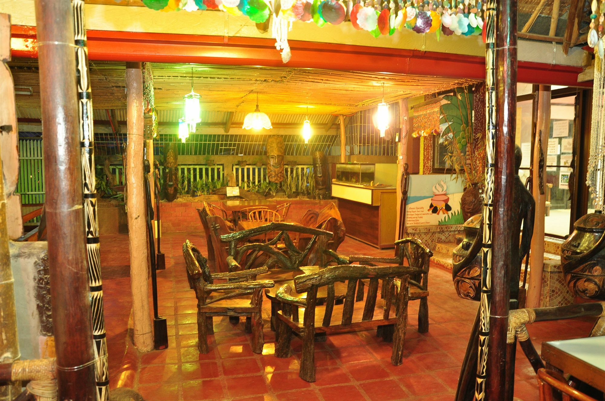 Lola Itang Pension House Tiniguiban Buitenkant foto